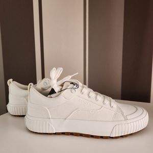 Levi's Emma Women's White Sneakers Size 7